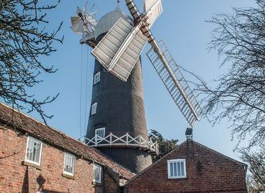 Skidby Mill with sails.jpg
