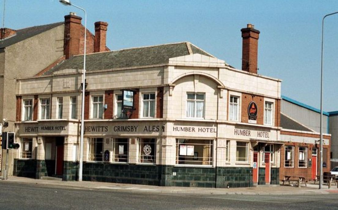 An image of the Humber Hotel pub.