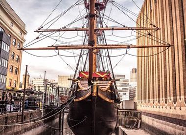 The Golden Hinde