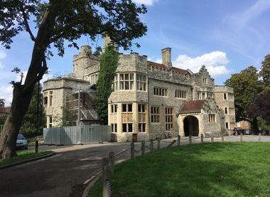 Kingswood House - entrance